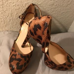 NEW! Jessica Simpson Leopard Pumps w/ Ankle strap